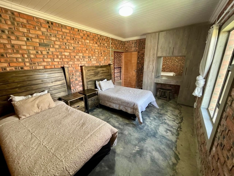 6 Bedroom Property for Sale in Maselspoort Free State